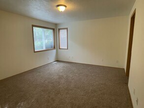 2471 Hackney Ct SE in Salem, OR - Building Photo - Building Photo