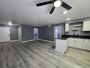 2908 Marlin Ave in Las Vegas, NV - Building Photo - Building Photo
