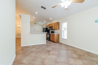 10710 Wildlife Pl in Orlando, FL - Building Photo - Building Photo
