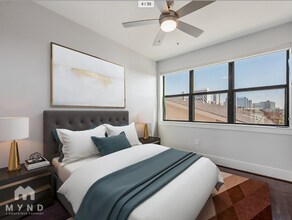 2401 Crawford St in Houston, TX - Building Photo - Building Photo