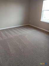 6230 Marsh Ln in Buda, TX - Building Photo - Building Photo