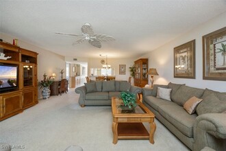 5980 Amherst Dr in Naples, FL - Building Photo - Building Photo