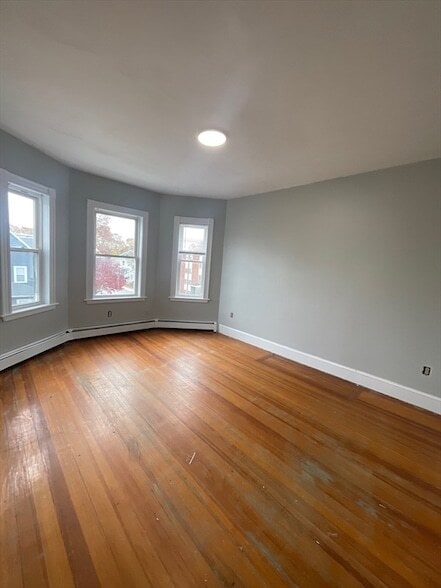 475 Norfolk St, Unit 3 in Boston, MA - Foto de edificio - Building Photo