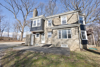 8576 Old Line Rd in Philadelphia, PA - Building Photo - Building Photo