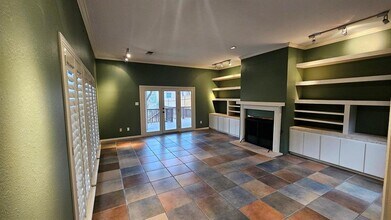 4902 Westview Dr in Austin, TX - Building Photo - Building Photo