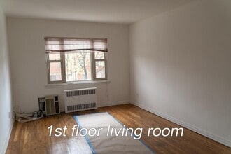 30-06 80th St in Queens, NY - Building Photo - Building Photo