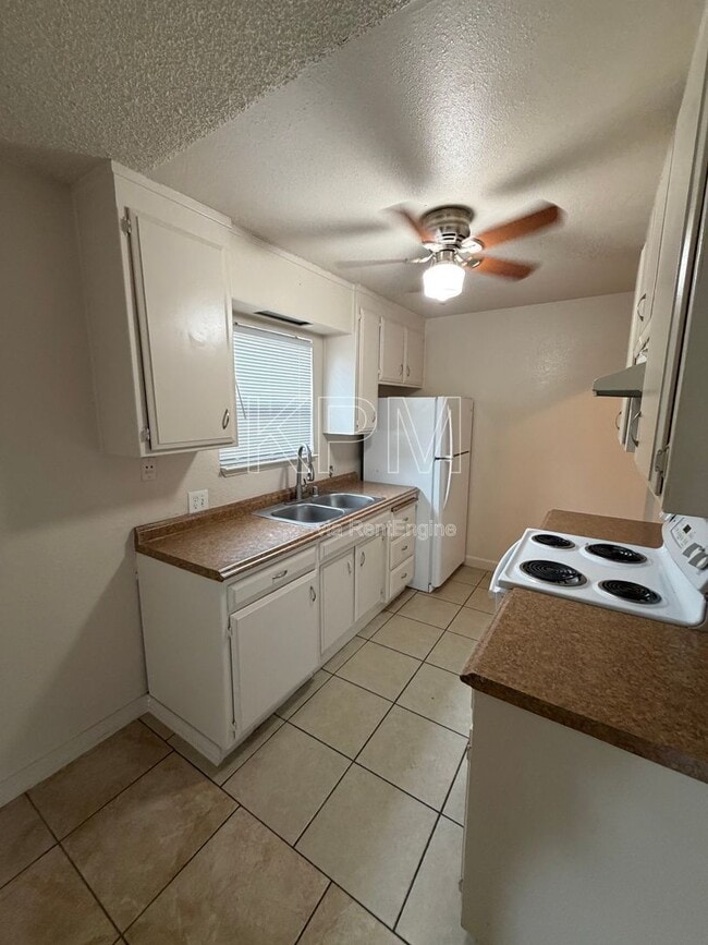 property at 6808 N El Dorado St