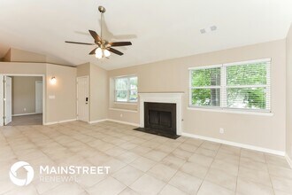 738 Stonebridge Way in Lithonia, GA - Foto de edificio - Building Photo