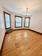 13331 S Commercial Ave in Chicago, IL - Building Photo - Building Photo