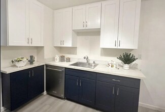 1730 Halford Ave in Santa Clara, CA - Building Photo - Building Photo