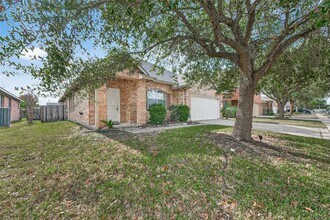 21711 Crest Peak Way in Katy, TX - Building Photo - Building Photo