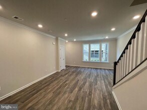 20687 Heron Landing Dr in Sterling, VA - Building Photo - Building Photo