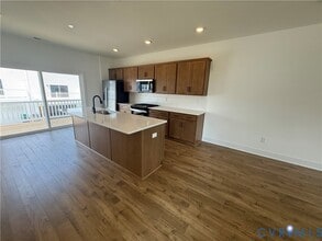 15392 Oasis Sun Wy in Midlothian, VA - Building Photo - Building Photo