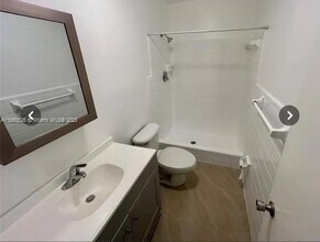 1821 NE 56th St in Fort Lauderdale, FL - Building Photo - Building Photo