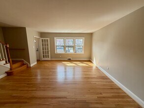 1602 Glen Keith Blvd in Towson, MD - Foto de edificio - Building Photo