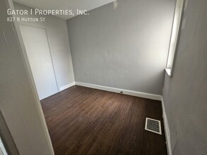827 Hutton St in Philadelphia, PA - Building Photo - Building Photo