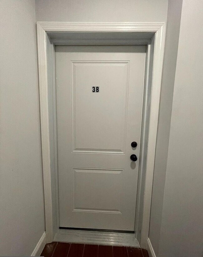 615 N 11th St in Philadelphia, PA - Foto de edificio - Building Photo