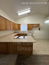 2918 S Sallee Ct in Visalia, CA - Building Photo - Building Photo