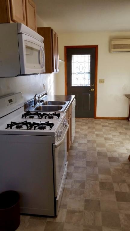 16809 310th St in Center City, MN - Building Photo - Building Photo