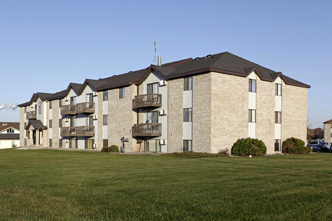 Southview Apartments in Sartell, MN - Building Photo