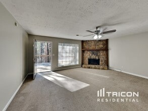 3997 Cripple Creek Dr in Kennesaw, GA - Building Photo - Building Photo