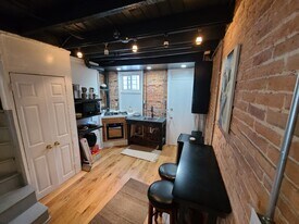 1609 Lemmon St, Unit 1607