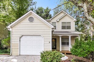 566 Caloosa Cove SW in Marietta, GA - Building Photo