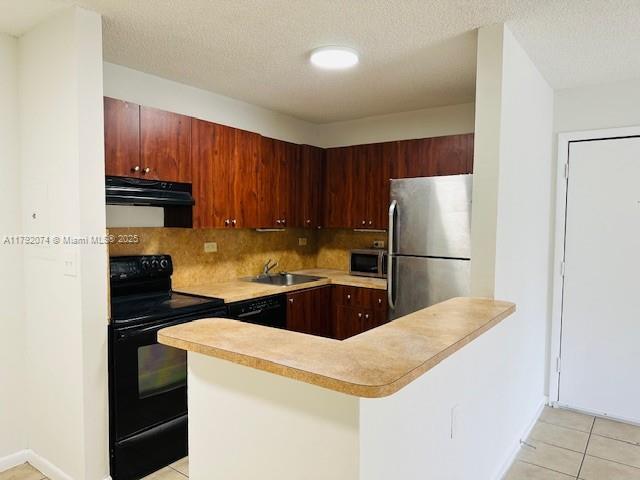 6975 NW 179th St in Hialeah, FL - Building Photo - Building Photo