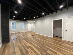 2738 Jackson St in Dubuque, IA - Building Photo - Building Photo