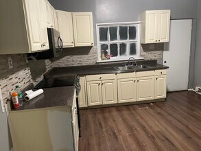 1609 Naudain St in Harrisburg, PA - Building Photo - Building Photo
