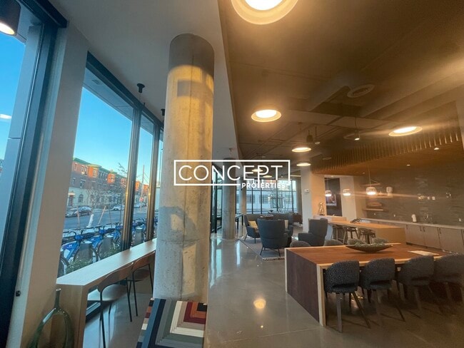 property at 525 Lincoln St