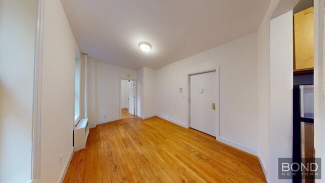 property at 425 E 65th St