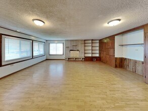 212 Division St E in Buffalo, MN - Building Photo - Building Photo