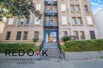 443 S Catalina St in Los Angeles, CA - Foto de edificio - Building Photo