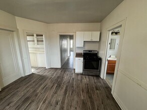 5113 25th Ave in Kenosha, WI - Building Photo - Building Photo