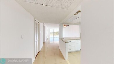 3080 N Course Dr in Pompano Beach, FL - Building Photo - Building Photo