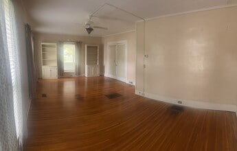 42 Chappell St, Unit Lower in Brockport, NY - Building Photo - Building Photo
