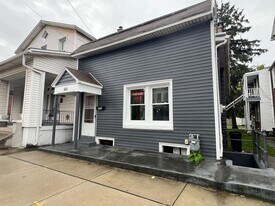 830 E Prospect St in York, PA - Building Photo