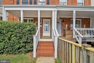 250 Lynhaven Dr, Unit 20 in Alexandria, VA - Building Photo - Building Photo