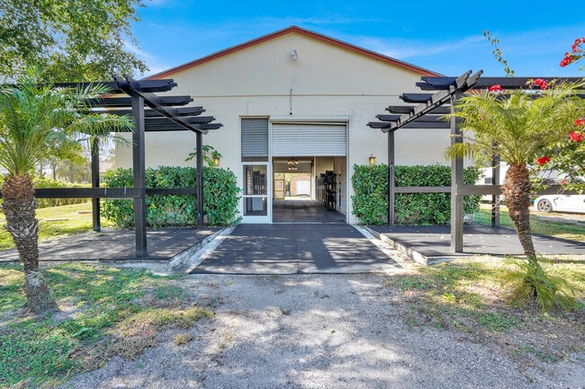 11231 Ira Ln in Wellington, FL - Building Photo - Building Photo