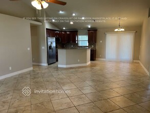 3417 SW 1st Pl in Cape Coral, FL - Foto de edificio - Building Photo