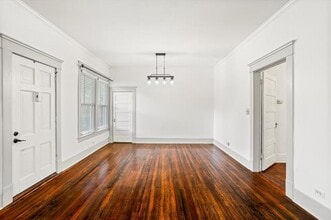 612 N Gibson St in Waxahachie, TX - Building Photo - Building Photo