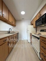 2354 N 44th St in Lincoln, NE - Building Photo