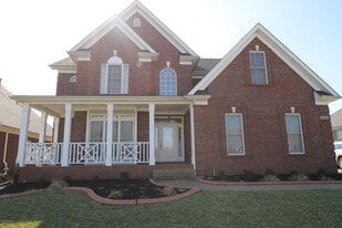13204 Tucker Lake Dr in Louisville, KY - Building Photo