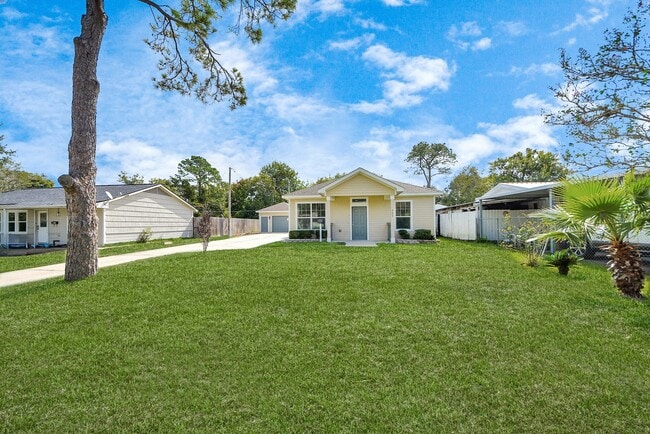 703 23rd Ave N in Texas City, TX - Building Photo - Building Photo