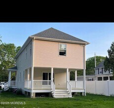 37 Brown Pl in Ocean Township, NJ - Building Photo - Building Photo