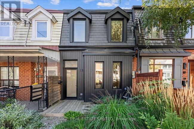 property at 17 Gordon St