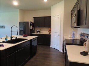 3037 Zinnia St in Royse City, TX - Foto de edificio - Building Photo