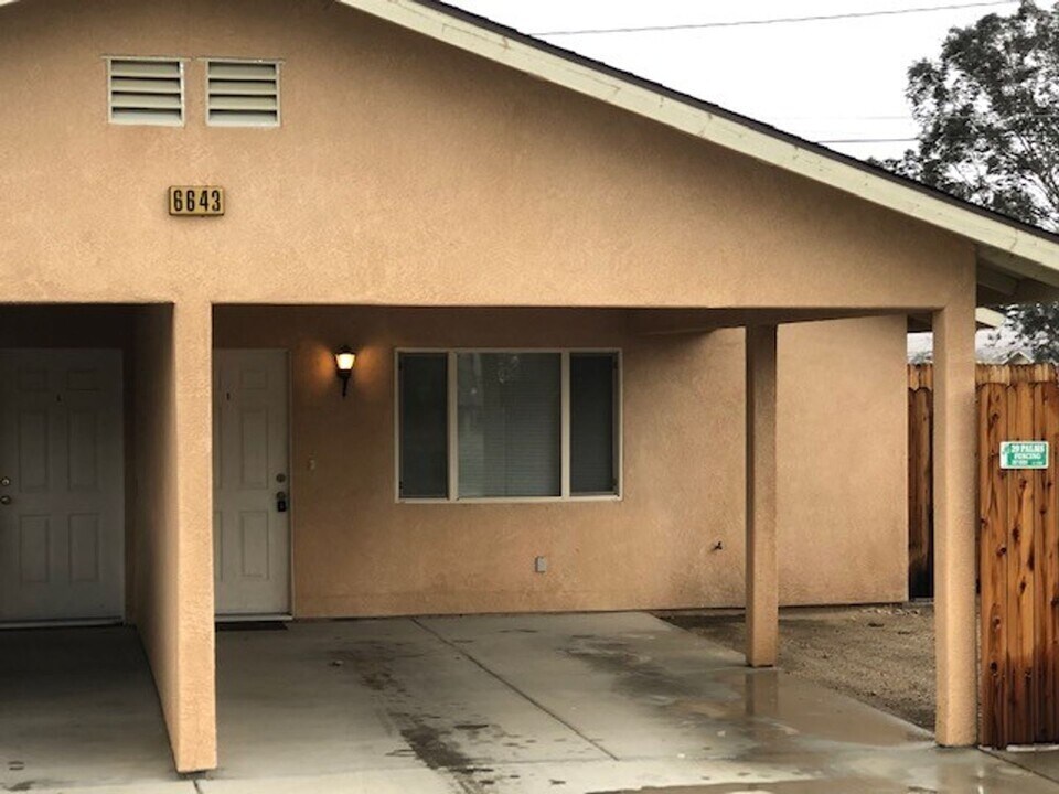 6643 Desert Queen Ave in Twentynine Palms, CA - Building Photo