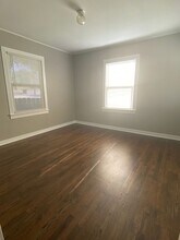 402 McCarty St in Weatherford, TX - Building Photo - Building Photo